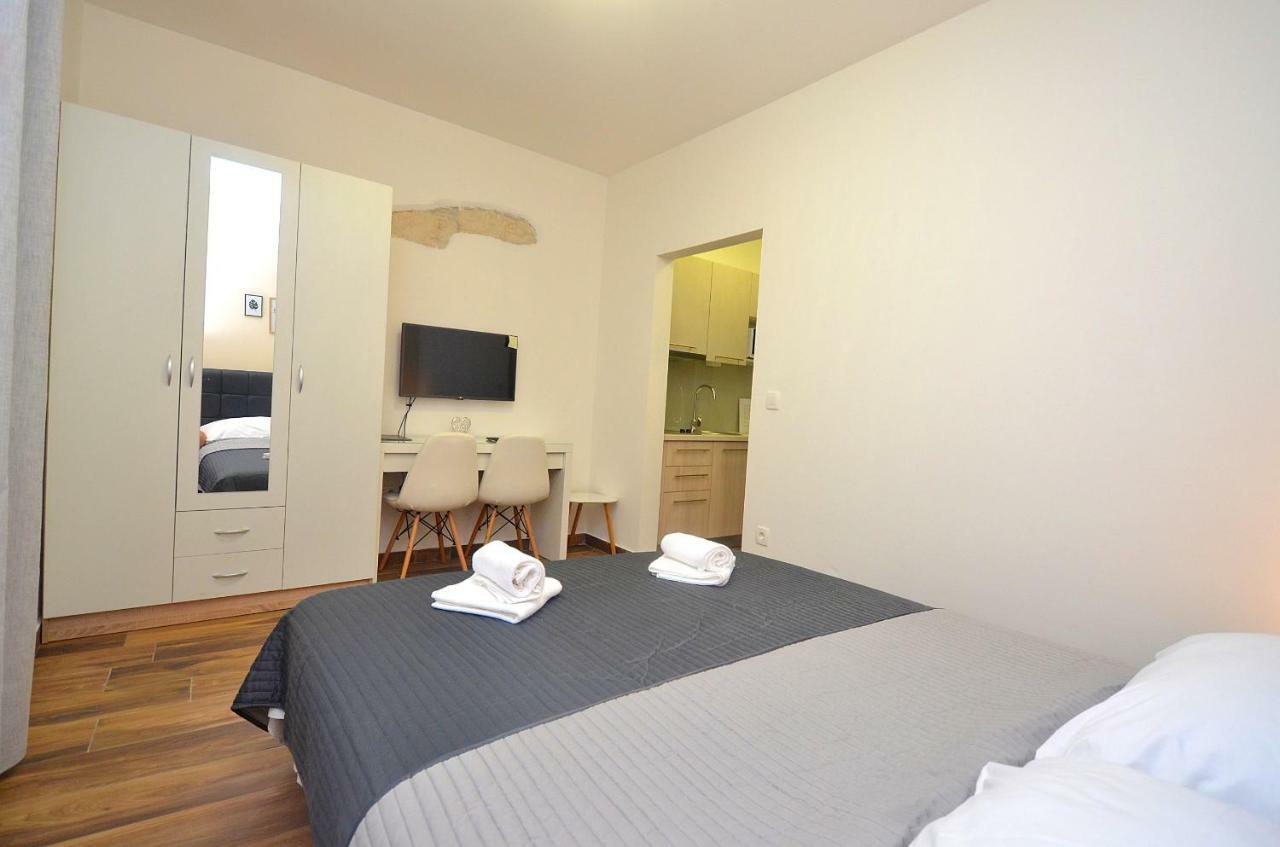 Stella Apartments Novigrad Istria Εξωτερικό φωτογραφία
